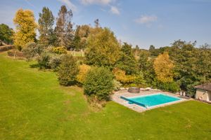 Communal Gardens- click for photo gallery